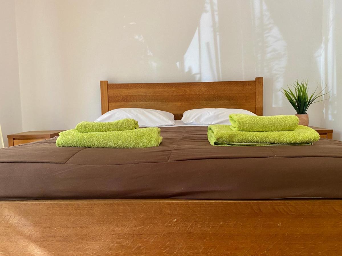 Moutallos Rooms&Homes Paphos Exterior foto
